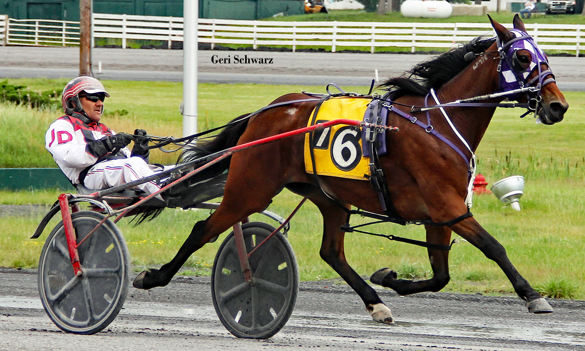 7000 Raceway Jim Devaux Notches 7000th Career Win at Monticello - Monticello Raceway